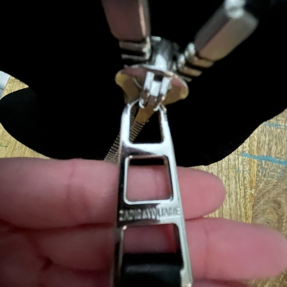 ZADIG AND VOLTAIRE BLACK BOOTIES (WORN ONCE) TRENDY AND COOL😎 SIZE 9 (39) - Picture 9 of 11